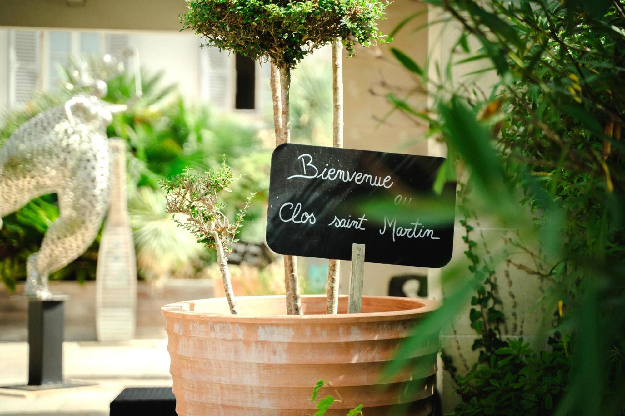 Le Clos Saint-Martin Hôtel&Spa Exterior foto